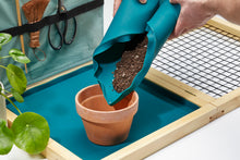 Load image into Gallery viewer, Plantfolio - The Indoor Potting Station
